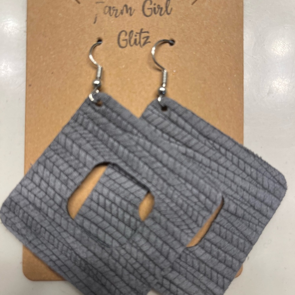 Dark grey leather earrings! Great for all your fall/winter outfits!